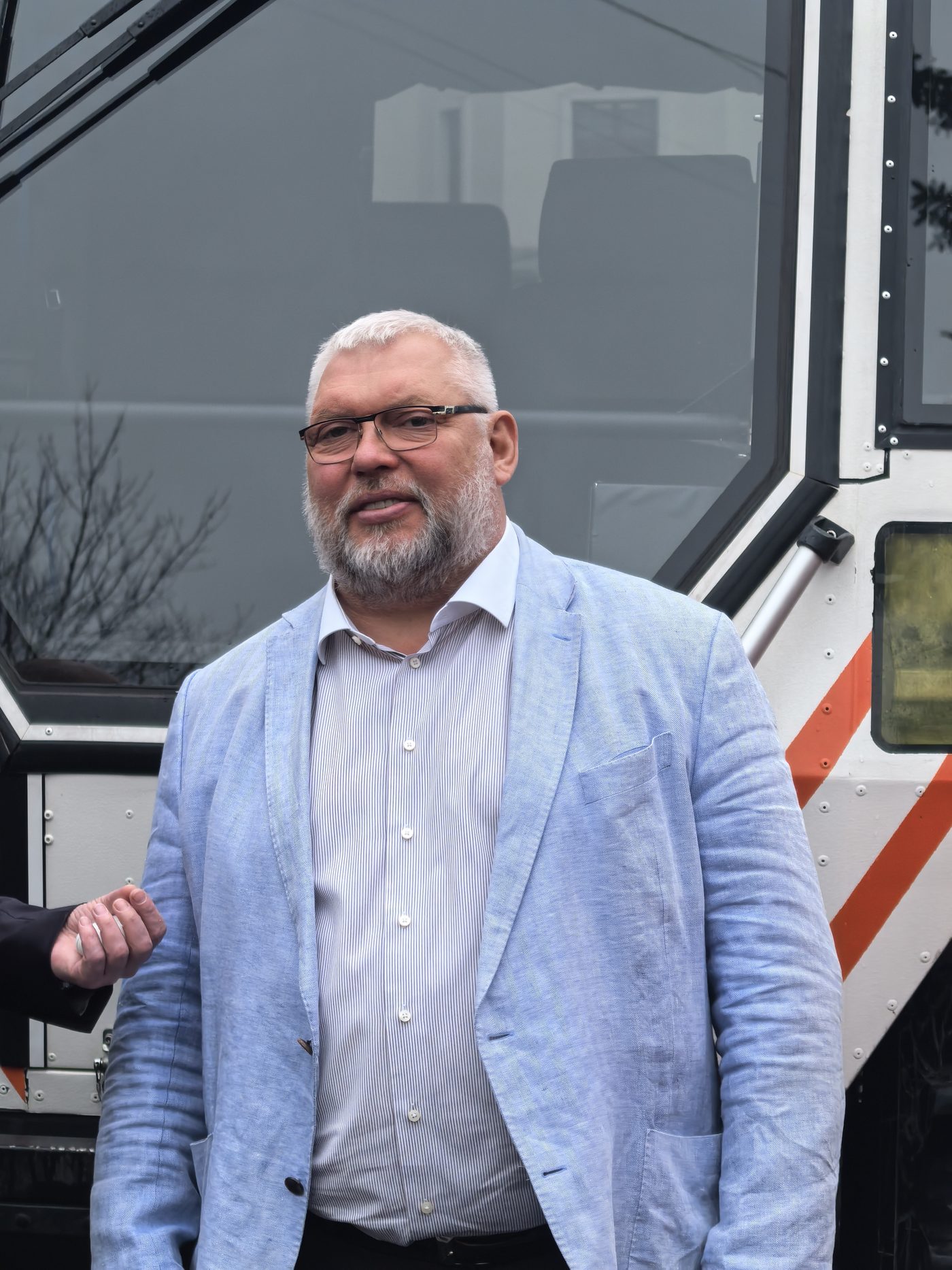 Михаил Слипенчук в экспедиционной куртке